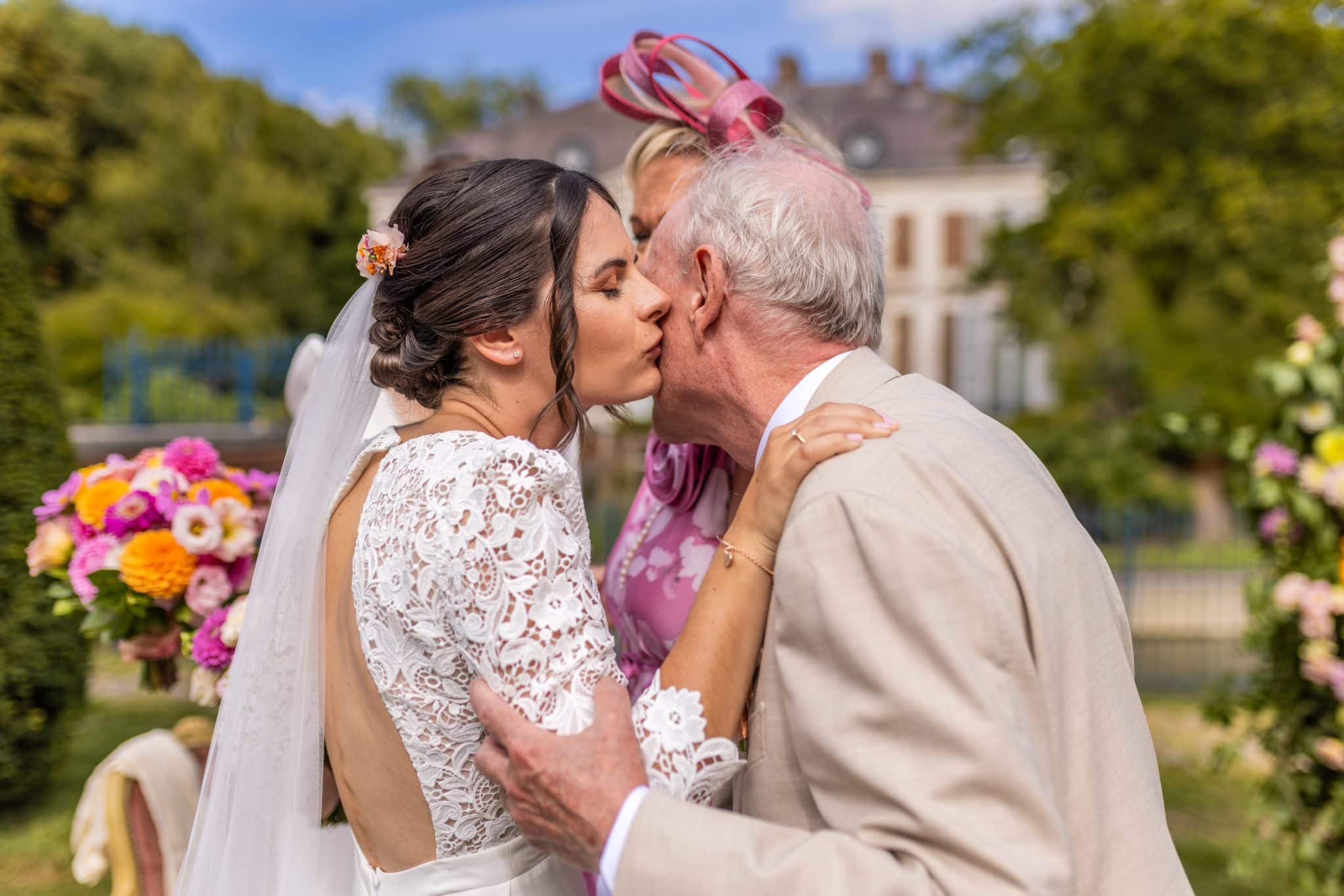 Mariage Jardins du Vert Bois ambiance colorée famille et émotion