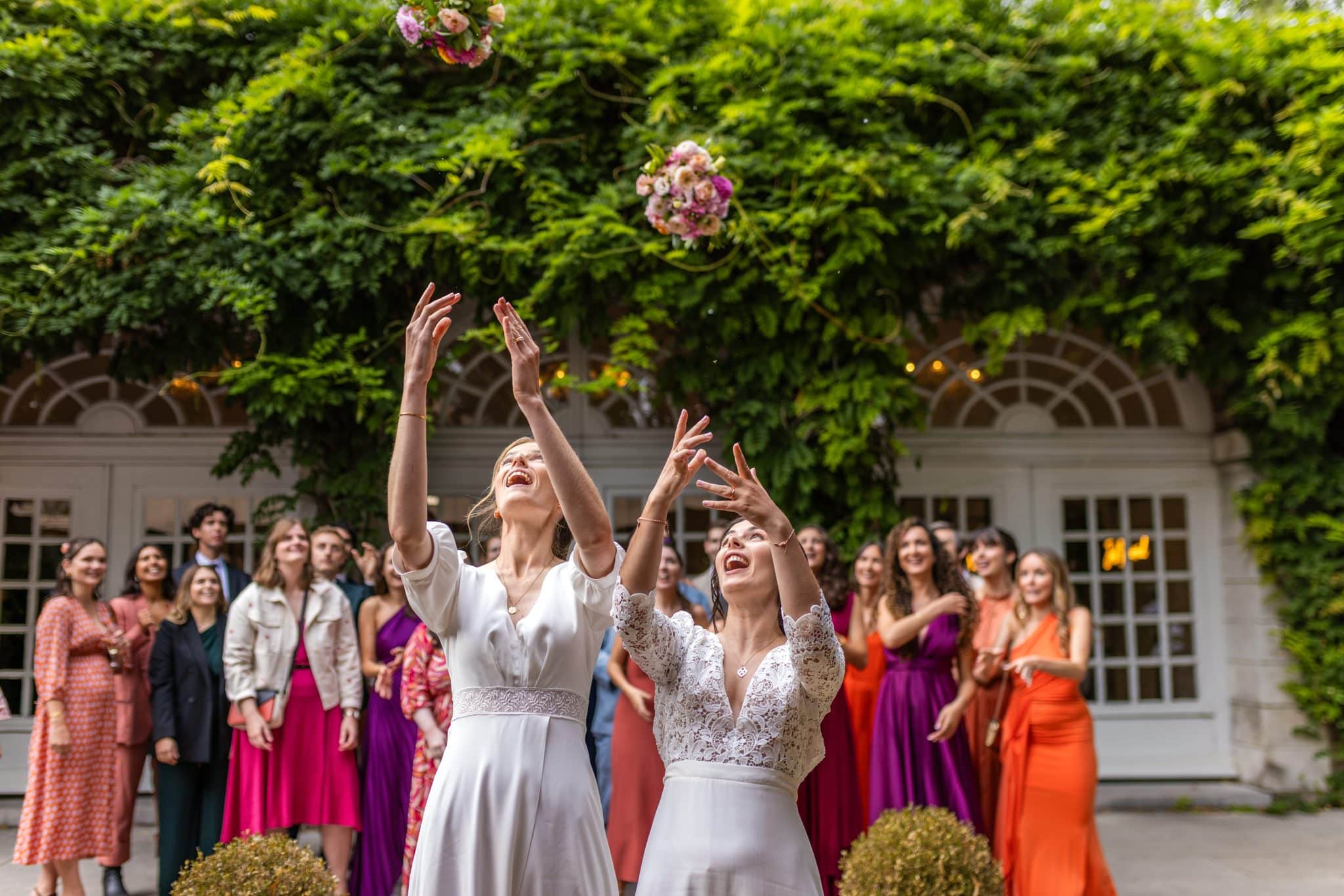 Cérémonie laïque Mariage Jardins du Vert Bois officiée par Love and Life Events